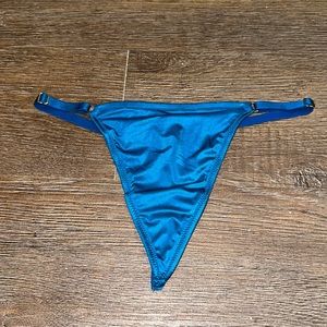 **NWT** Victoria’s Secret adjustable vstring panty!